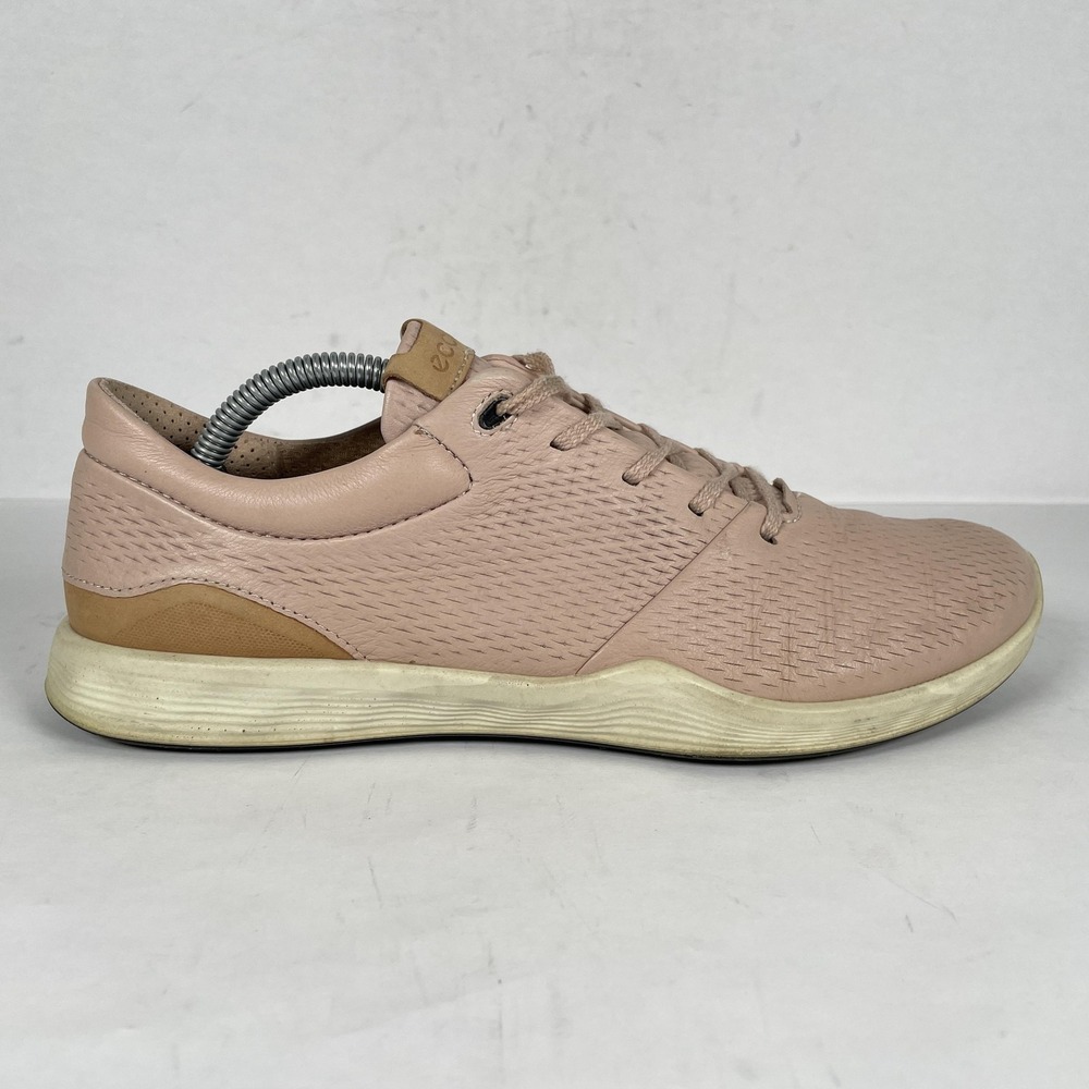 Ecco Biom Hybrid Golf Shoes Womens Size 7 Peach Pink Yak Leather Casual Sneakers